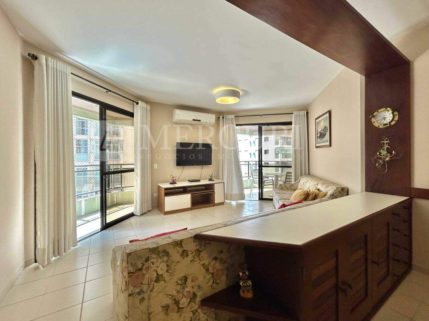 Apartamento à venda no Pitangueiras: apartamento-no-guarujá-praia-da-pitangueiras-mercuri-imóveis-imobiliária-no-guarujá