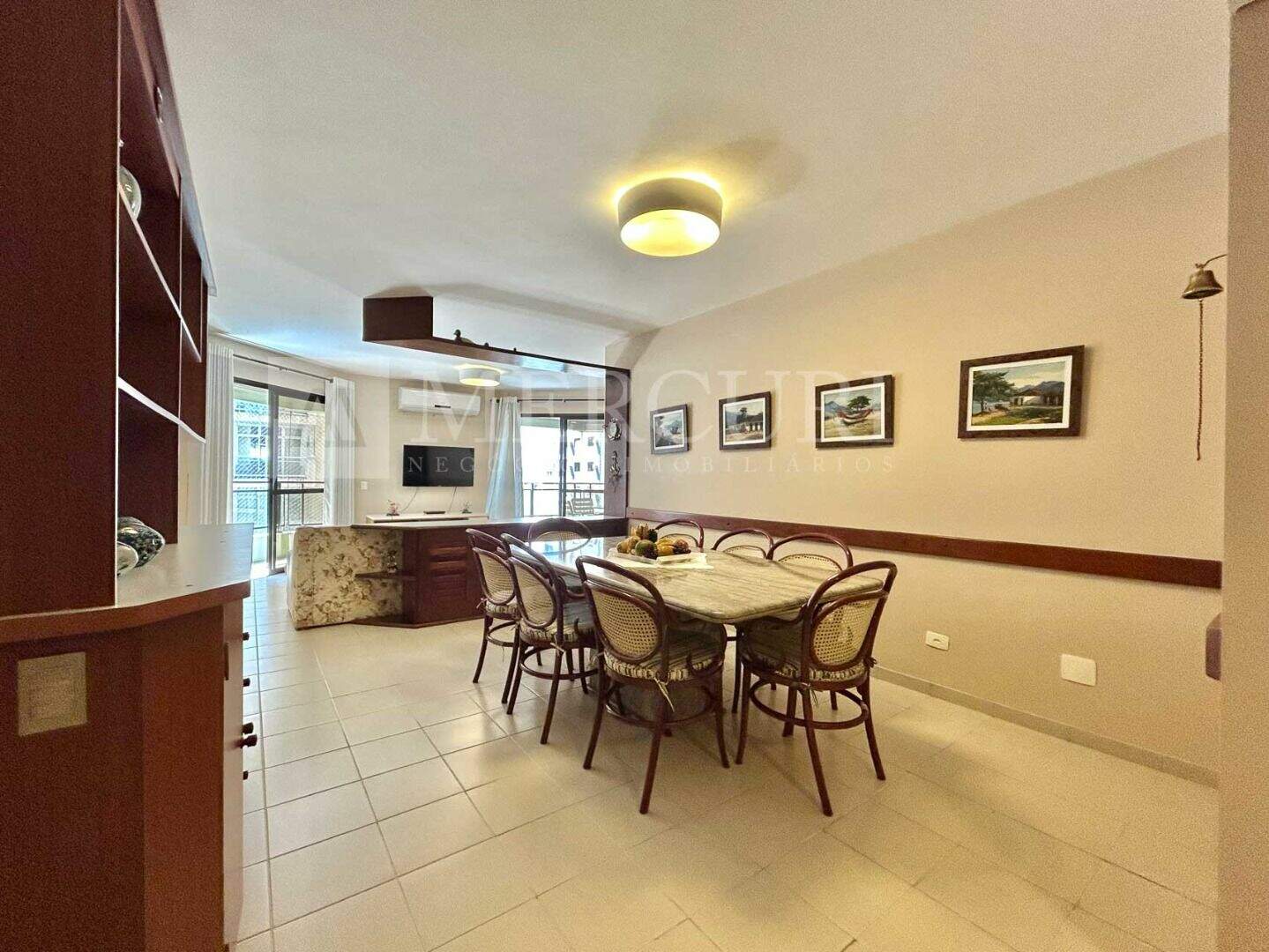 Apartamento à venda no Pitangueiras: apartamento-no-guarujá-praia-da-pitangueiras-mercuri-imóveis-imobiliária-no-guarujá
