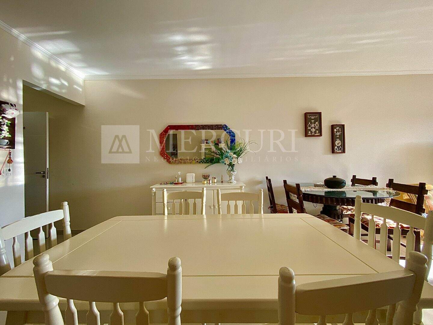 Apartamento à venda no Enseada: 