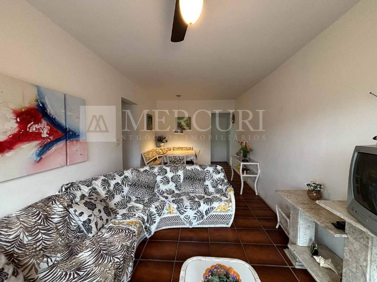 Apartamento à venda no Enseada: 