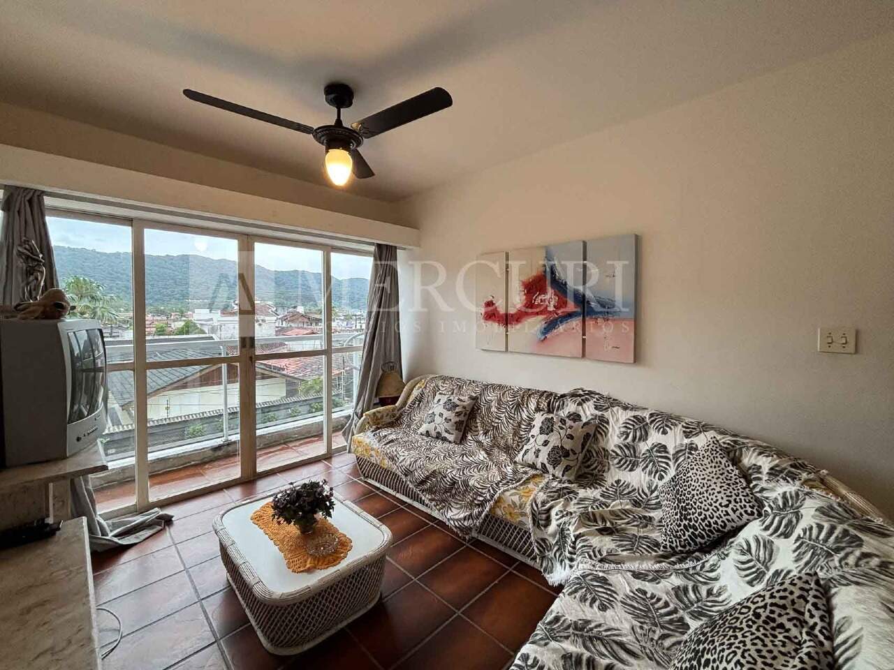 Apartamento à venda no Enseada: 