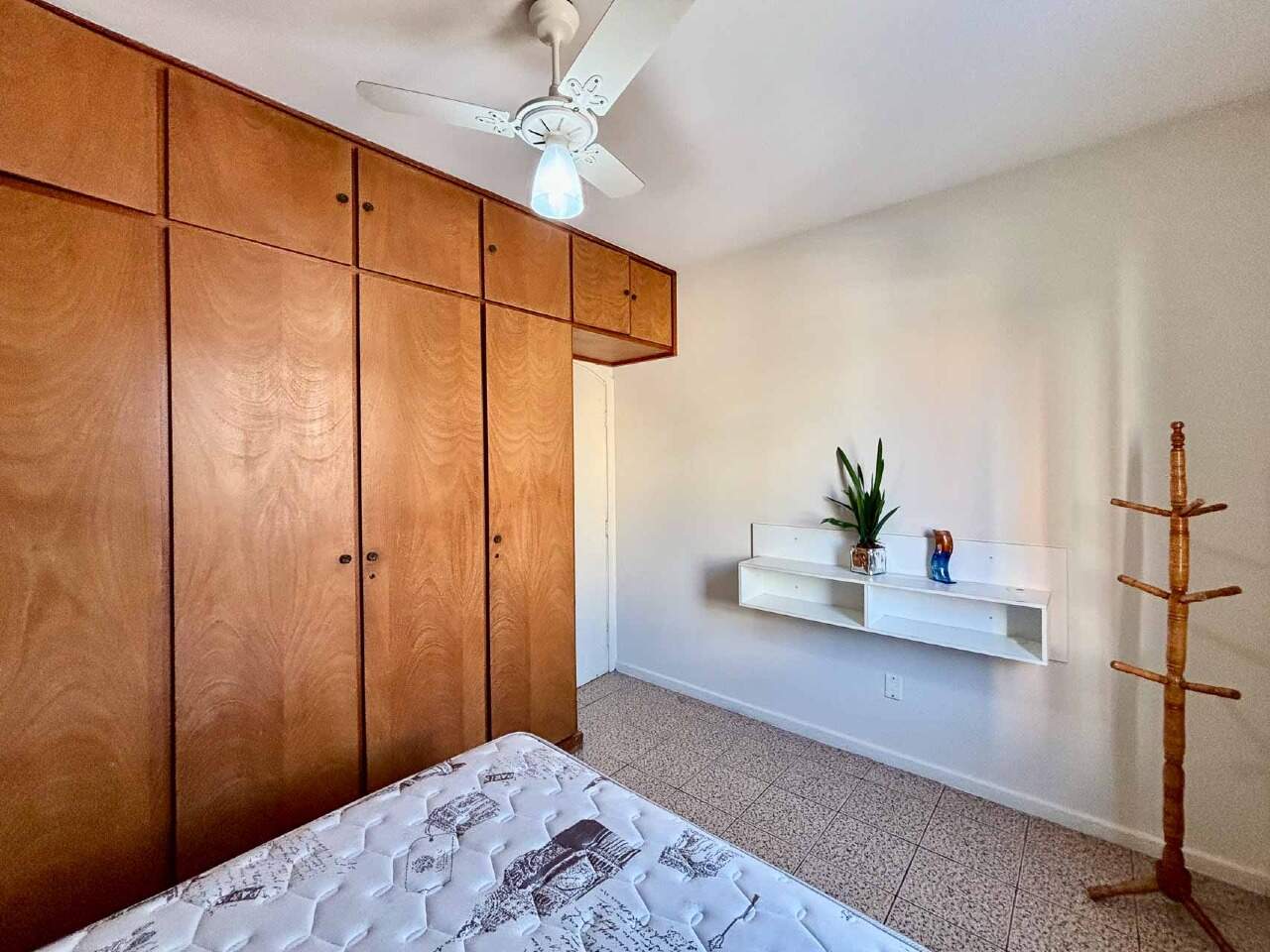 Apartamento à venda no Enseada: 