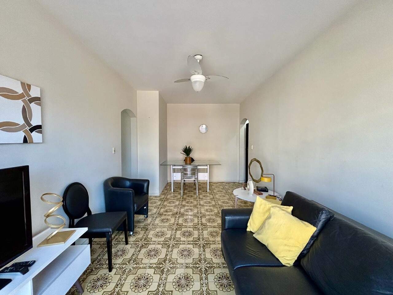 Apartamento à venda no Enseada: 
