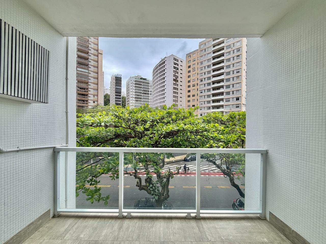 Apartamento à venda no Pitangueiras: 
