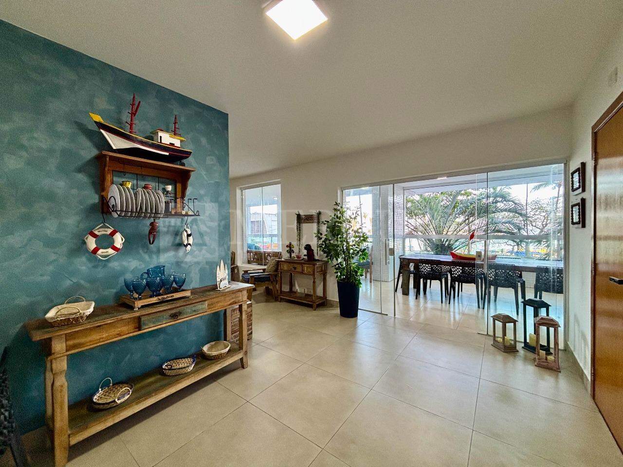 Apartamento à venda no Pitangueiras: 