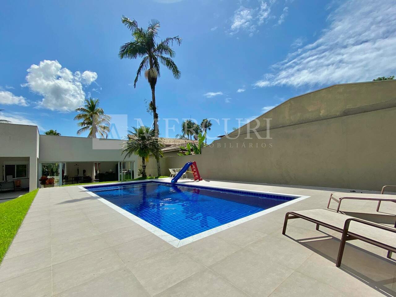 Casa à venda no Jardim Acapulco: 