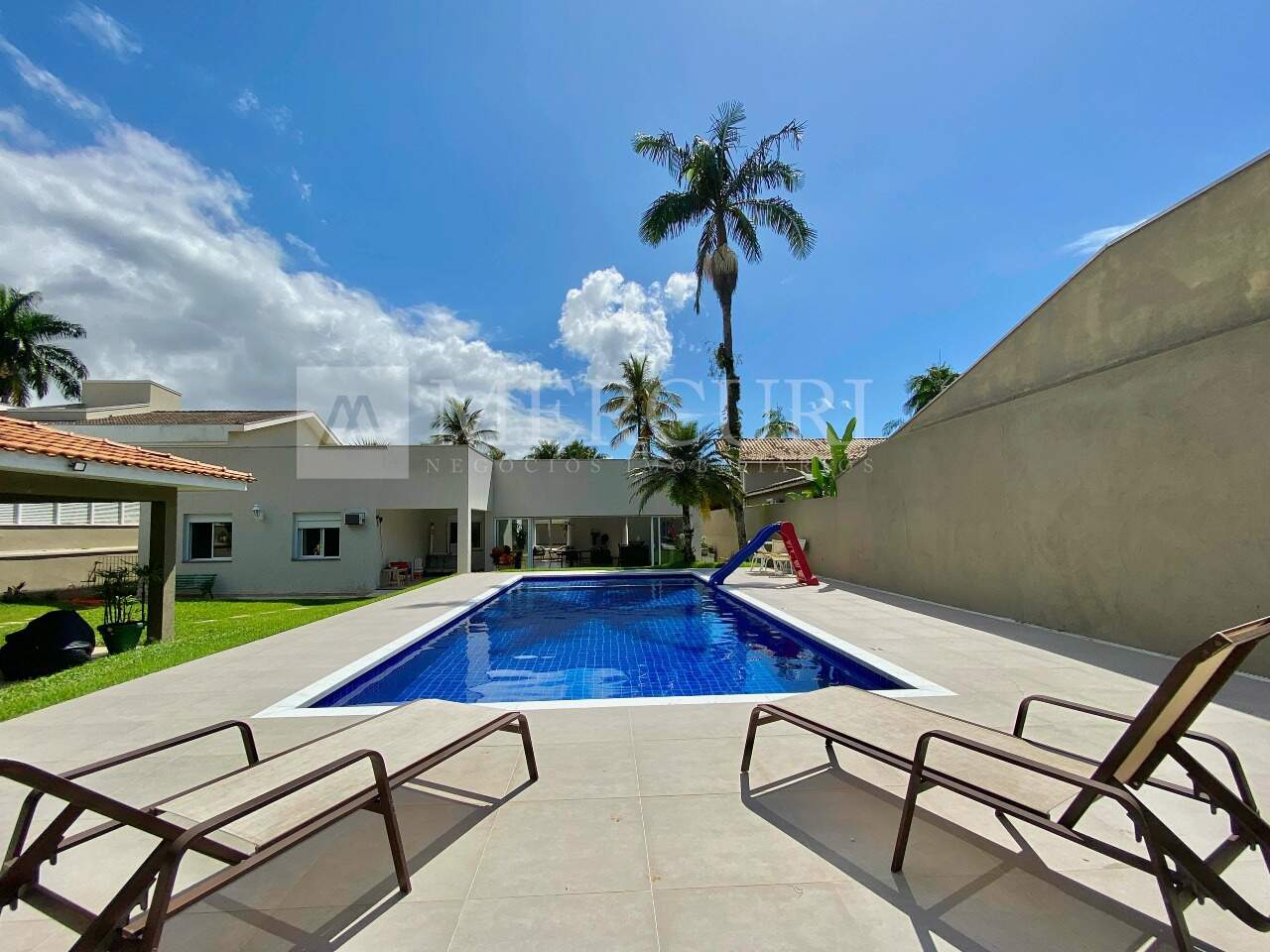 Casa à venda no Jardim Acapulco: 