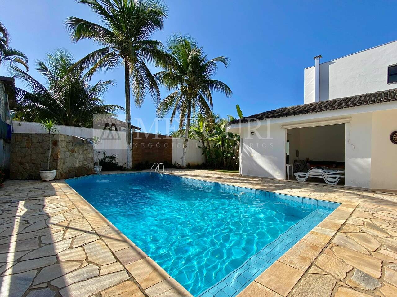 Casa à venda no Jardim Acapulco: 