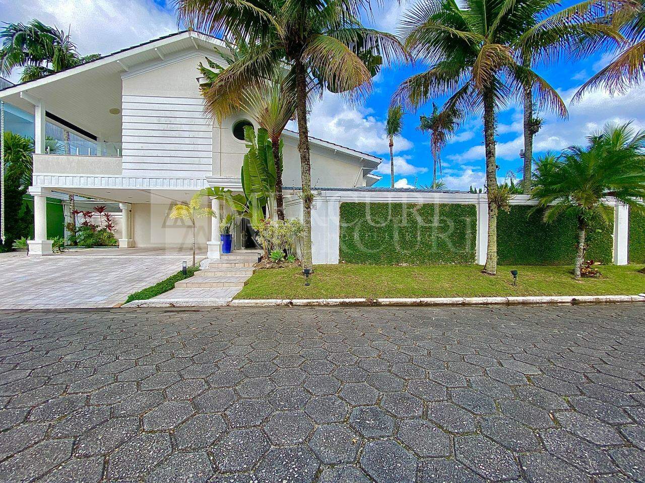 Casa à venda no Jardim Acapulco: 