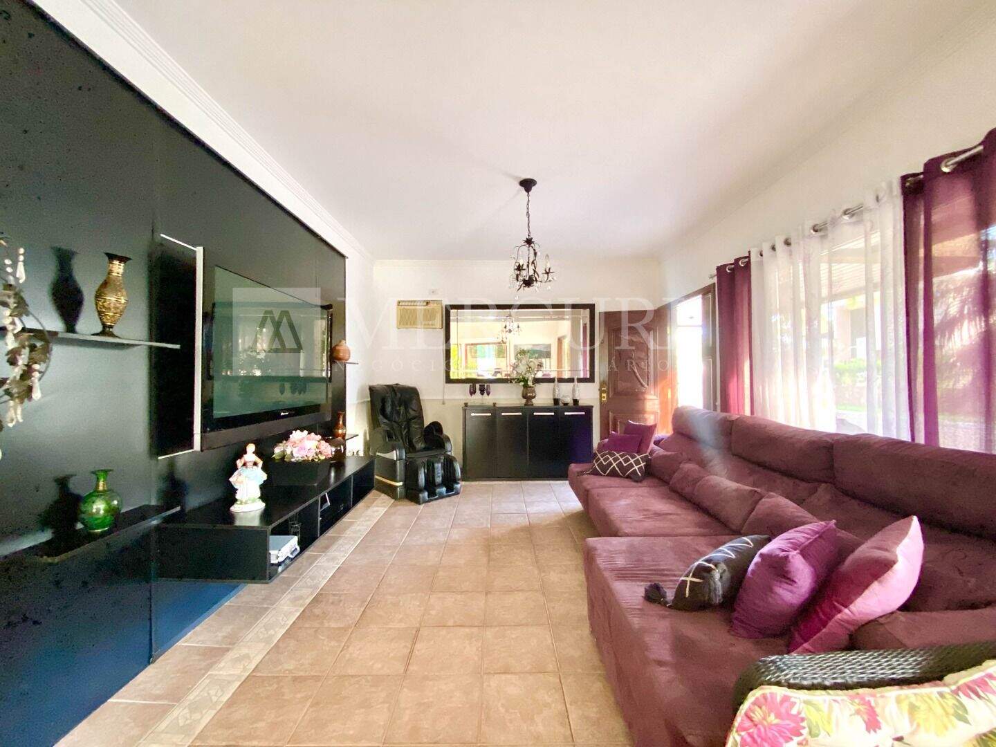 Casa à venda no Balneário Praia do Pernambuco: 1. casa a venda no guarujá localizada no jardim pernambuco, disponível em imobiliárias em guarujá referência no litoral.