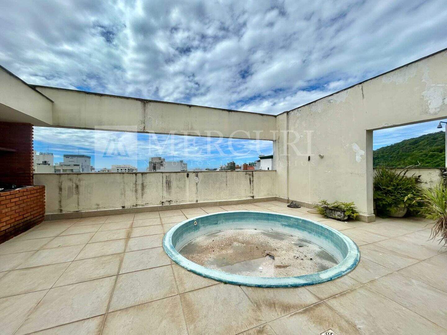 Cobertura à venda no Pitangueiras: Conforto e requinte em coberturas a venda no Guarujá na Praia das Pitangueiras, disponíveis nas imobiliarias guarujá.