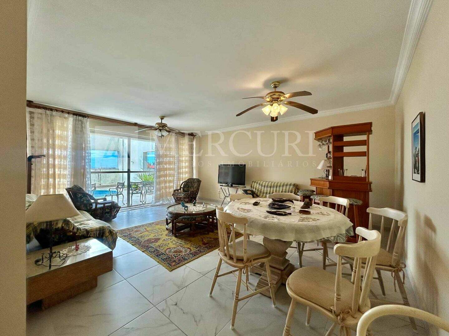 Cobertura à venda no Pitangueiras: Conforto e requinte em coberturas a venda no Guarujá na Praia das Pitangueiras, disponíveis nas imobiliarias guarujá.