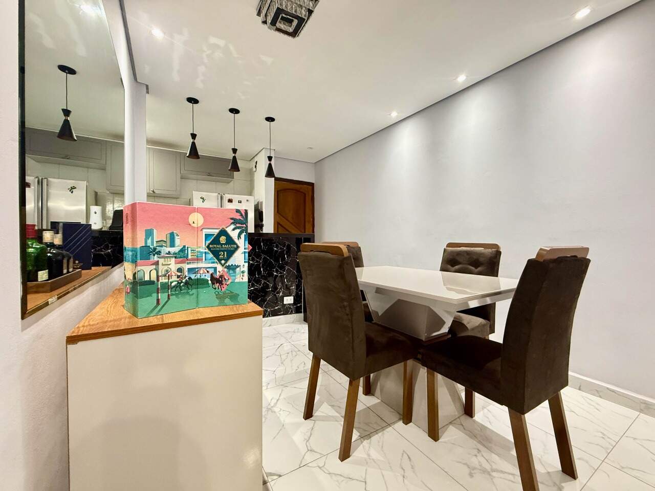 Apartamento à venda no Pitangueiras: 