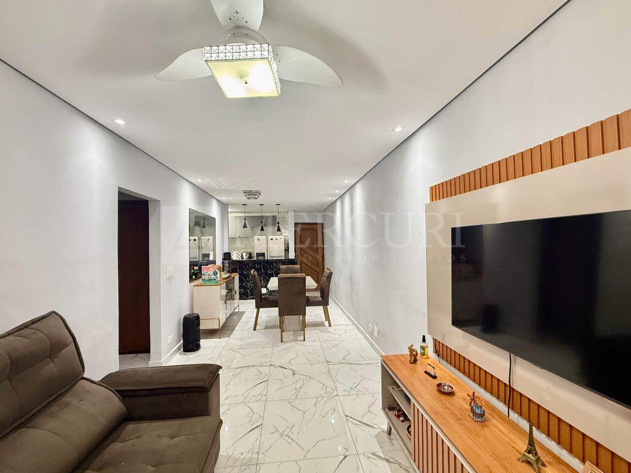 Apartamento à venda no Pitangueiras: 