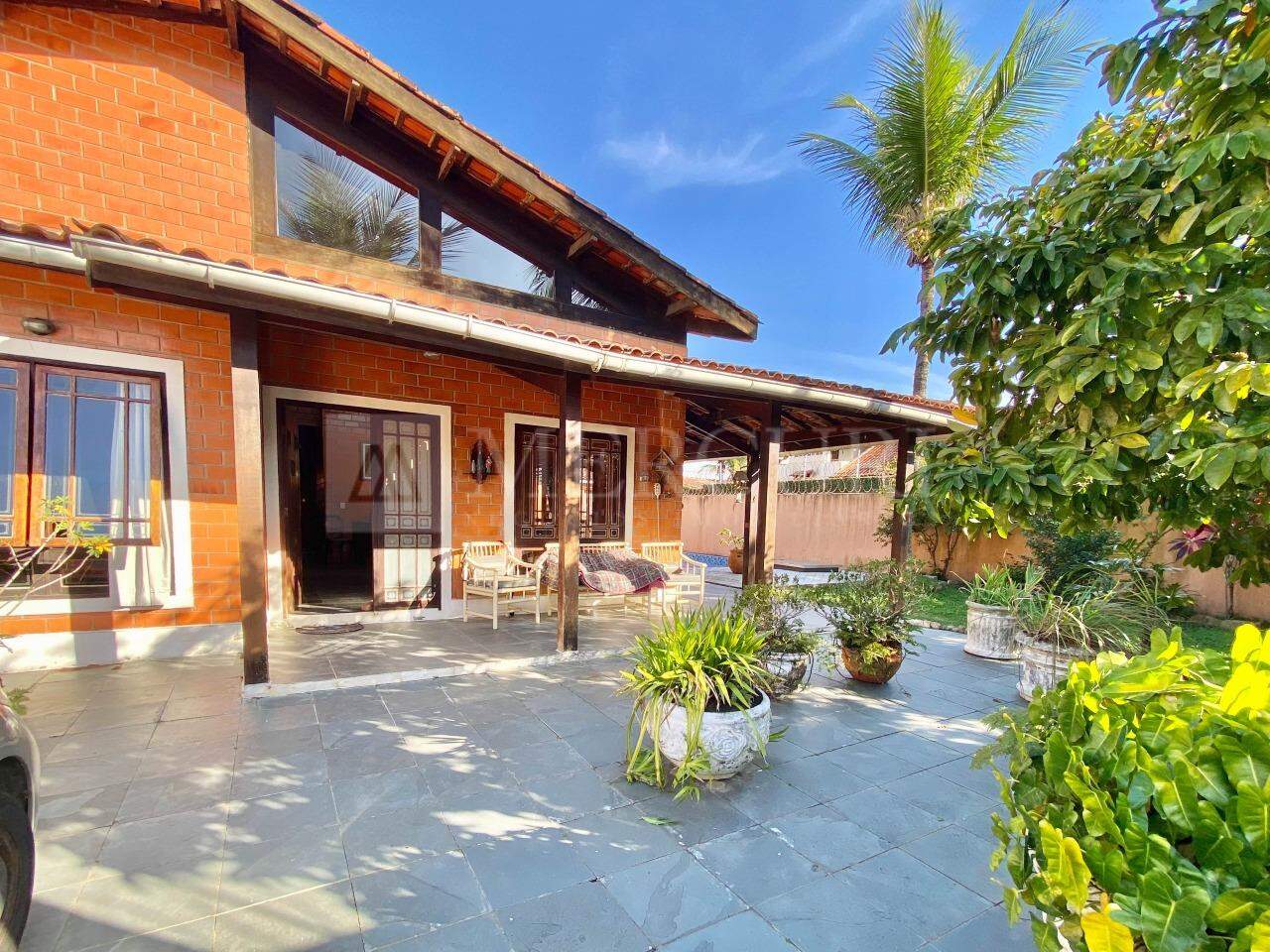 Casa à venda no Enseada: 