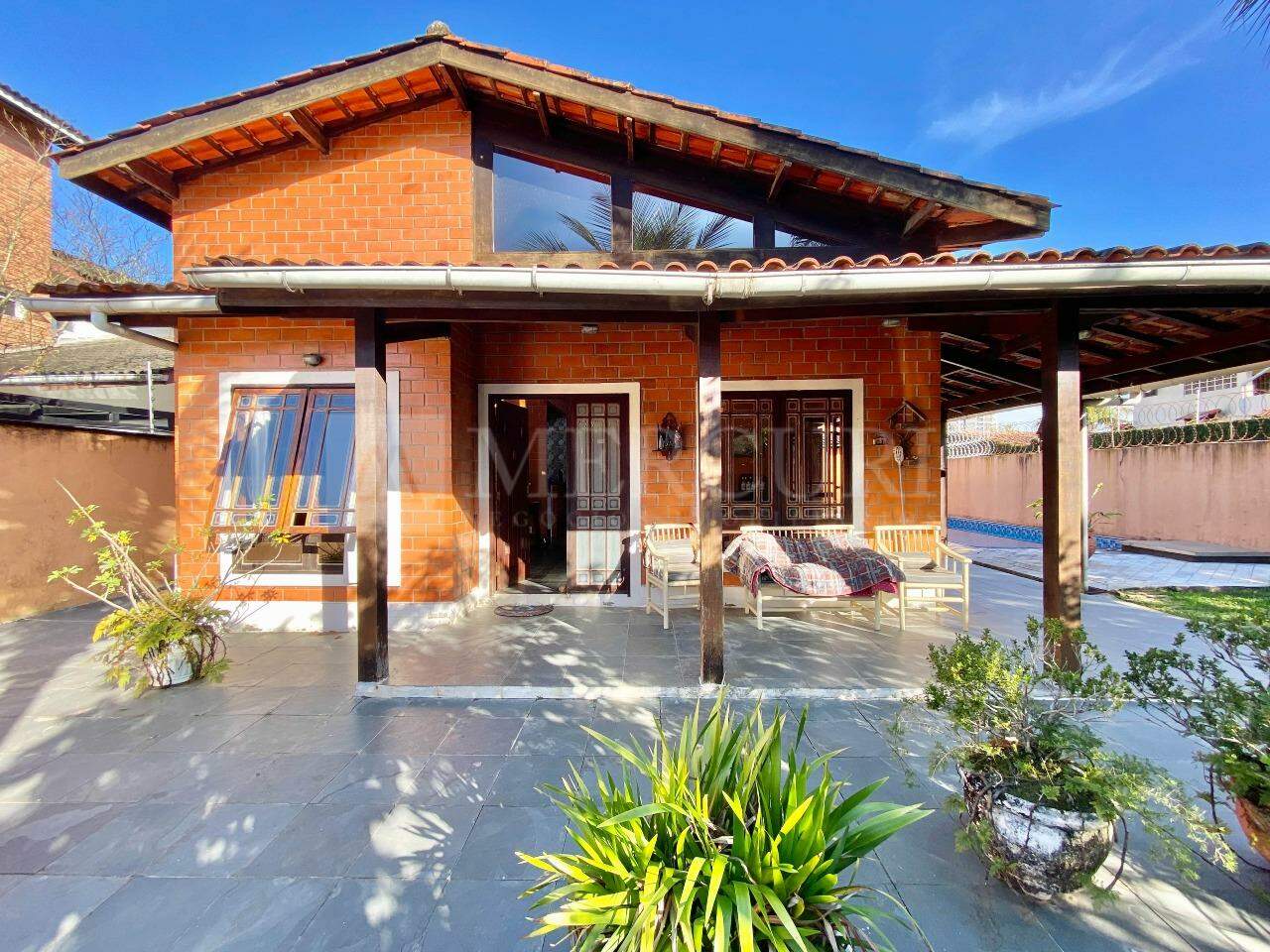 Casa à venda no Enseada: 