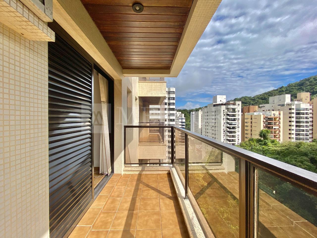 Apartamento à venda no Pitangueiras: 