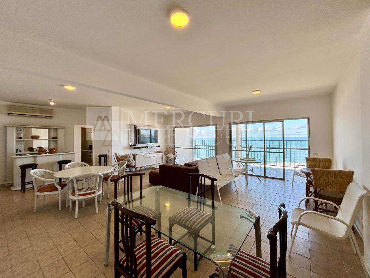 Apartamento à venda no Pitangueiras: 