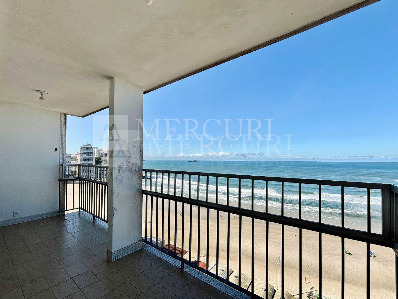 Apartamento à venda no Pitangueiras: 