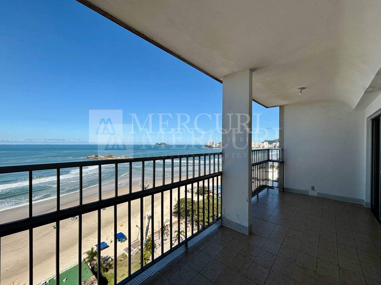 Apartamento à venda no Pitangueiras: 