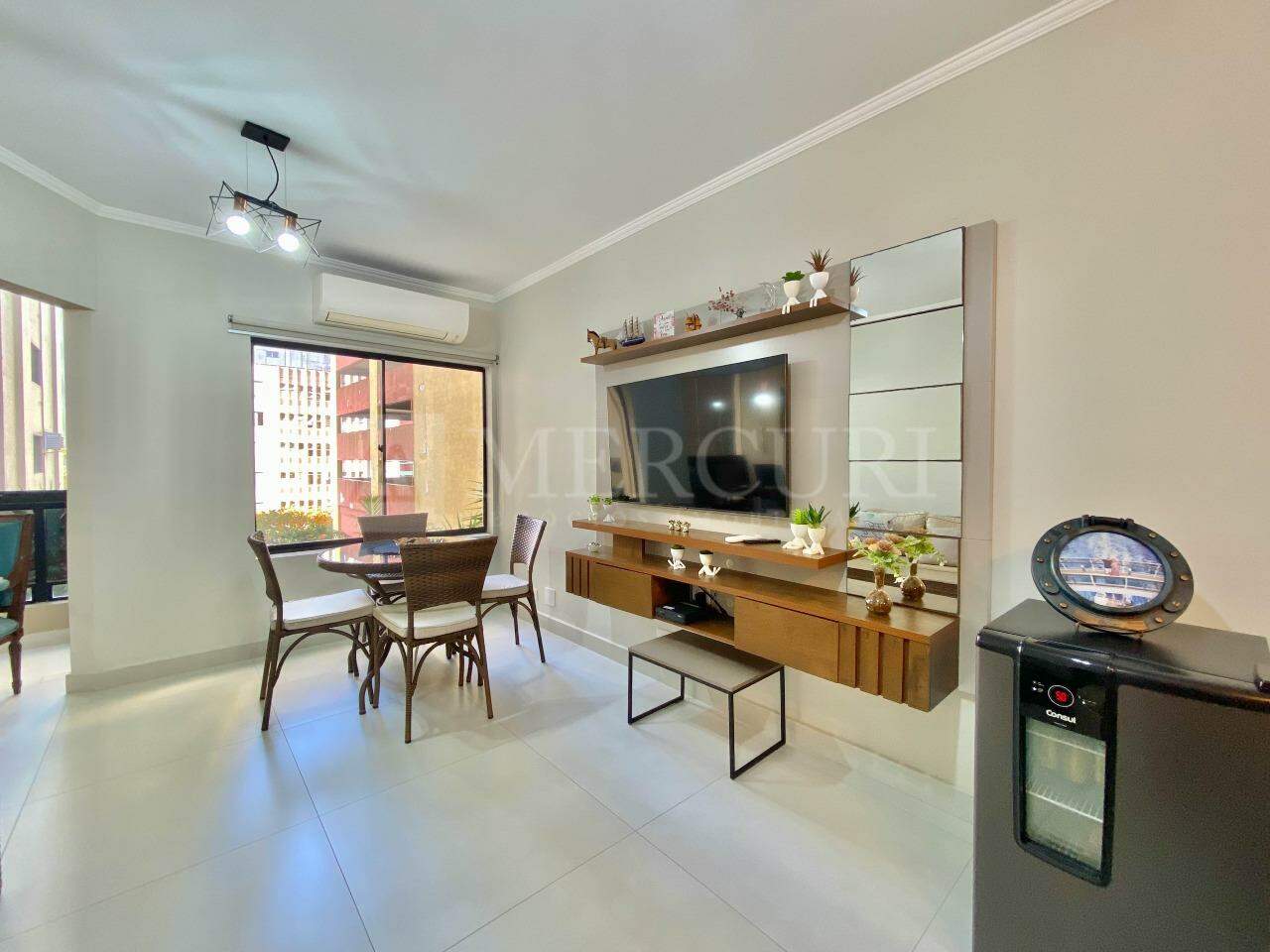 Apartamento à venda no Pitangueiras: 
