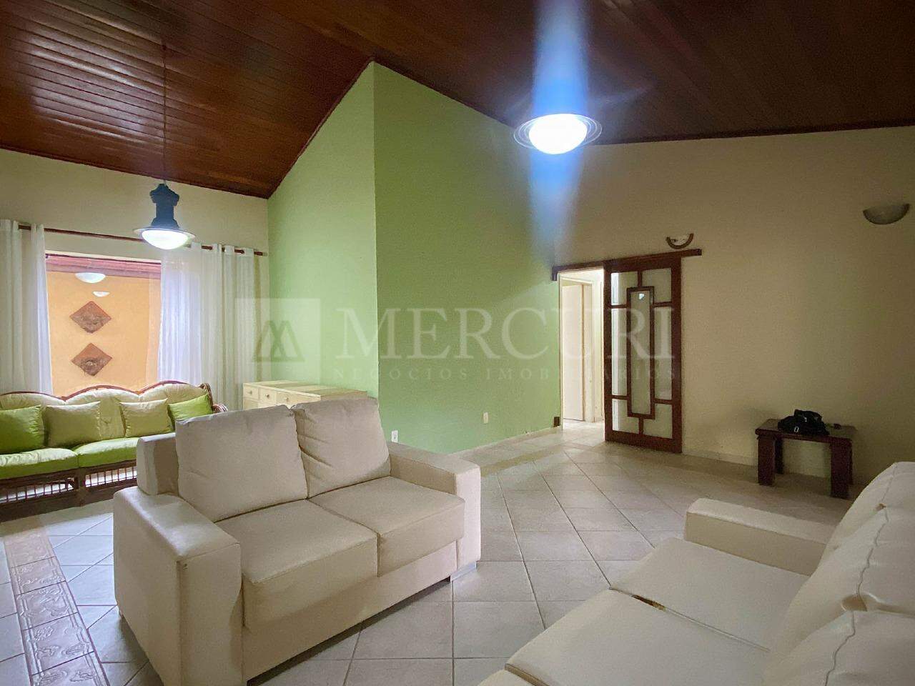 Casa à venda no Enseada: 