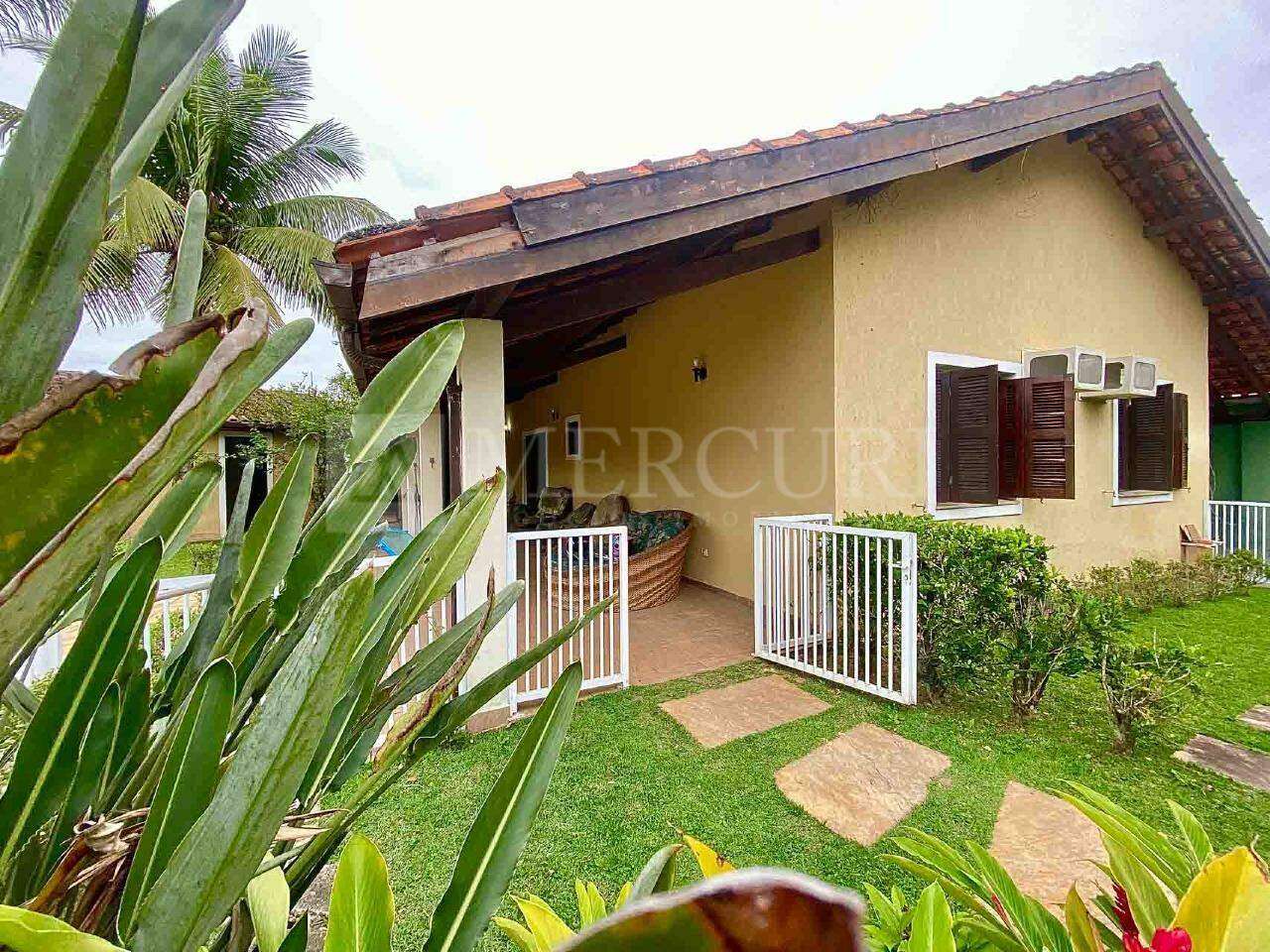 Casa à venda no Enseada: 
