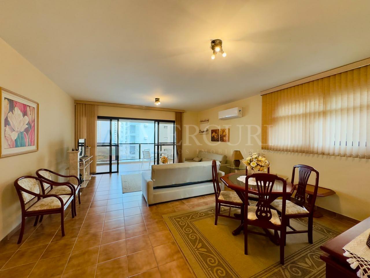 Apartamento à venda no Pitangueiras: 