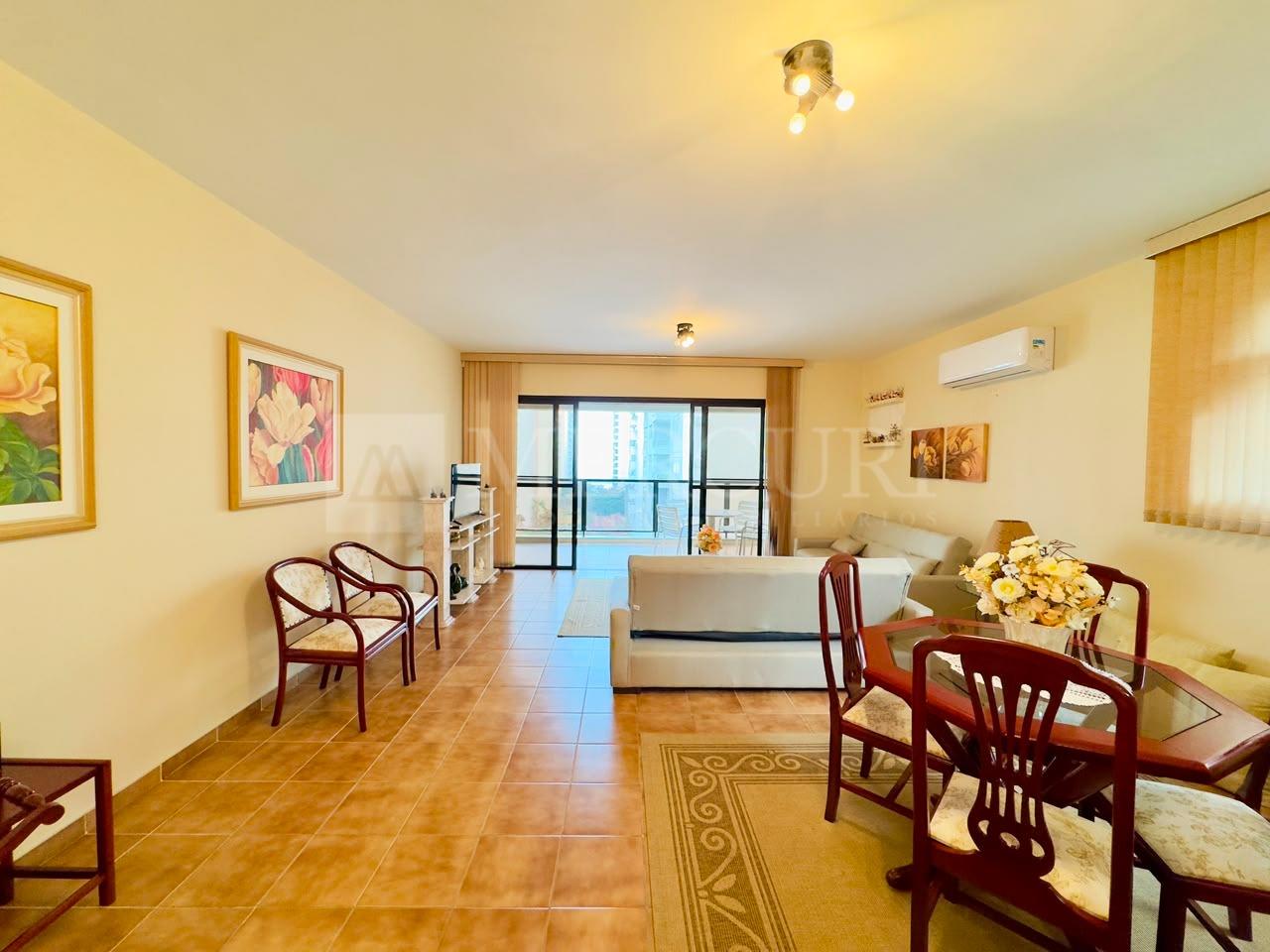 Apartamento à venda no Pitangueiras: 
