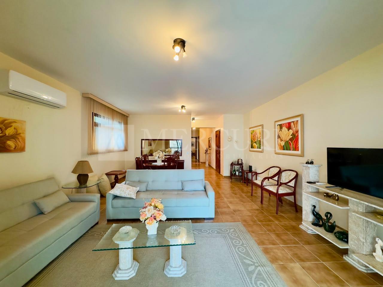 Apartamento à venda no Pitangueiras: 