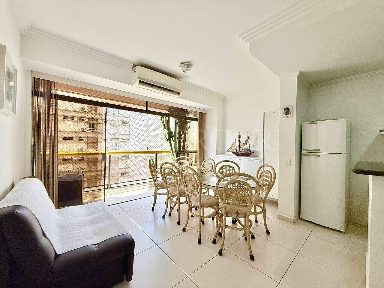 Apartamento à venda no Pitangueiras: 
