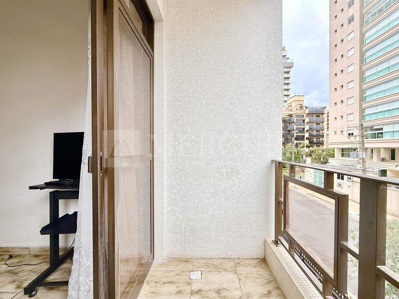 Apartamento à venda no Enseada: 