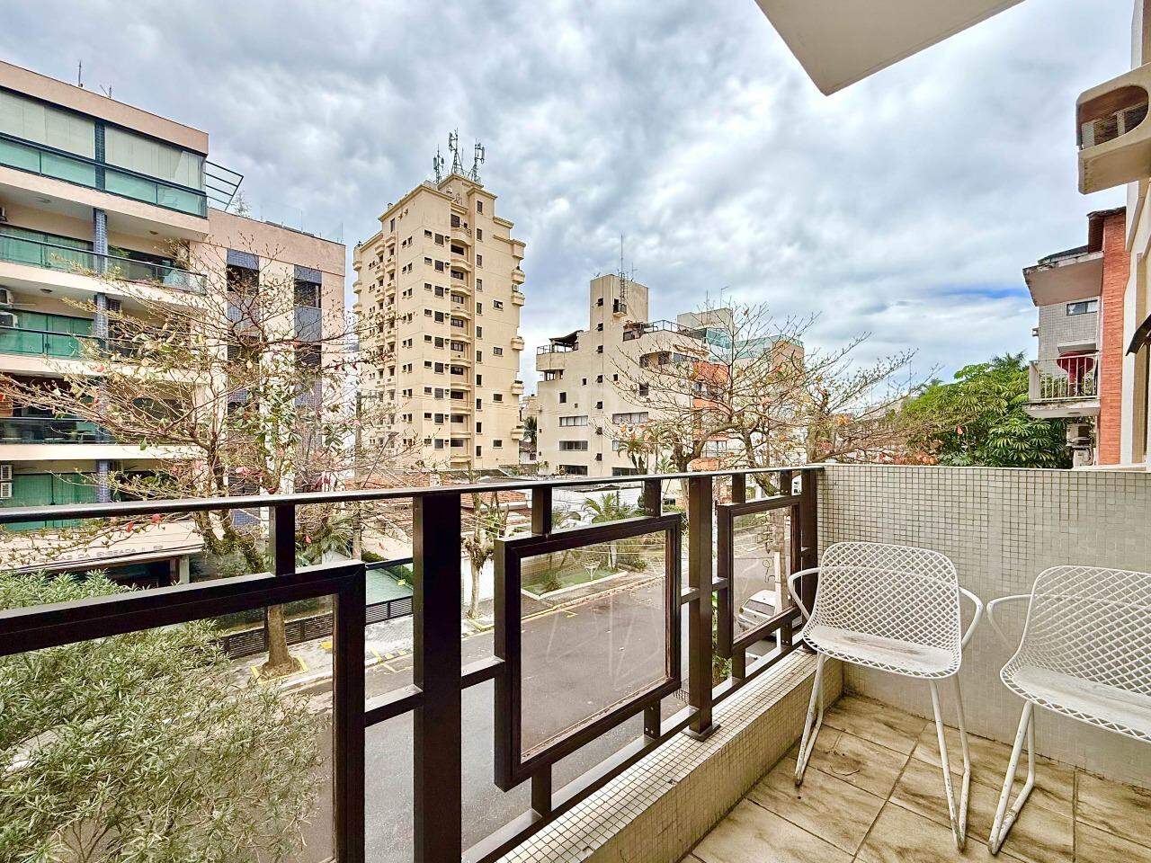 Apartamento à venda no Enseada: 
