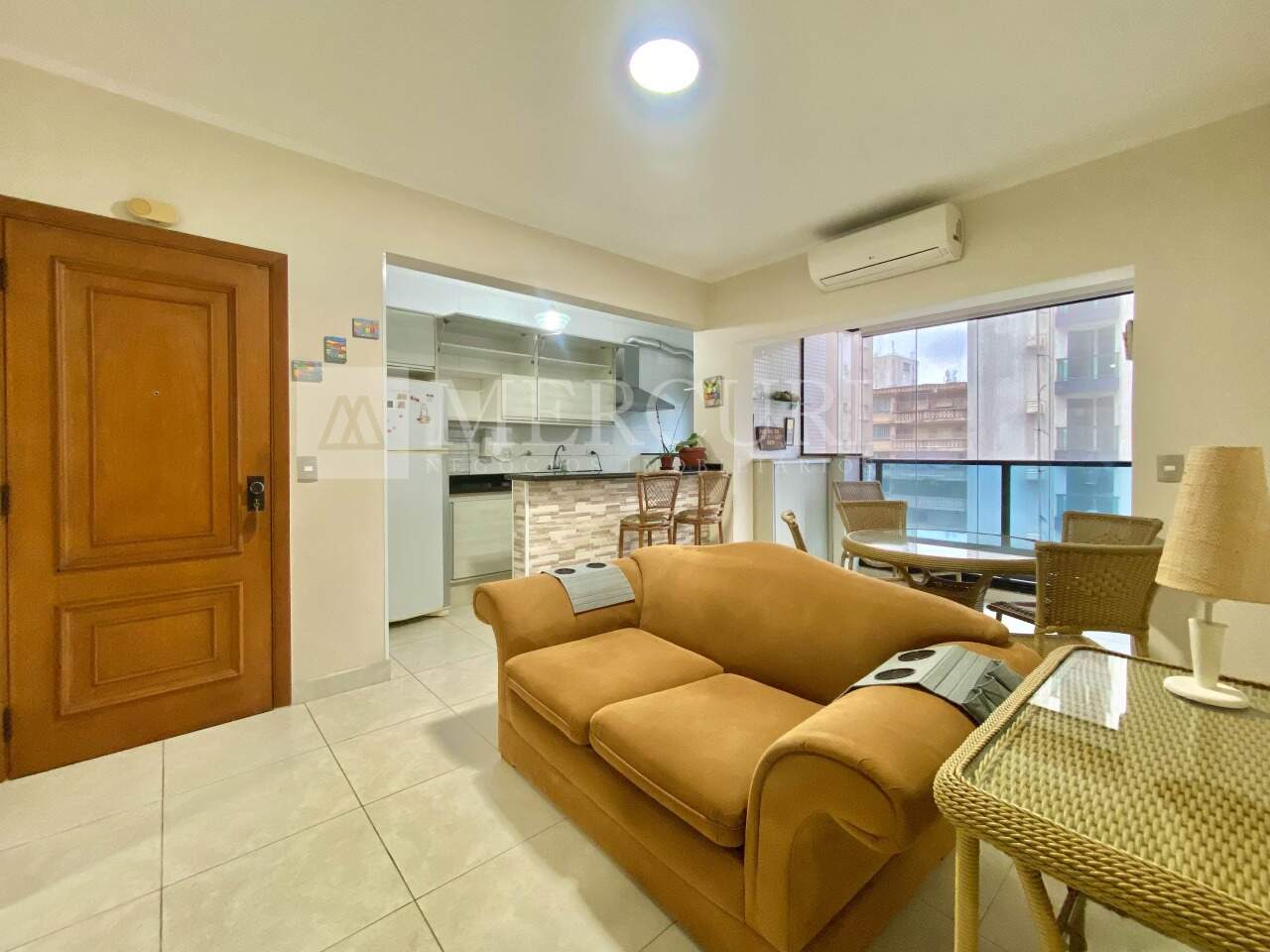 Apartamento à venda no Pitangueiras: 