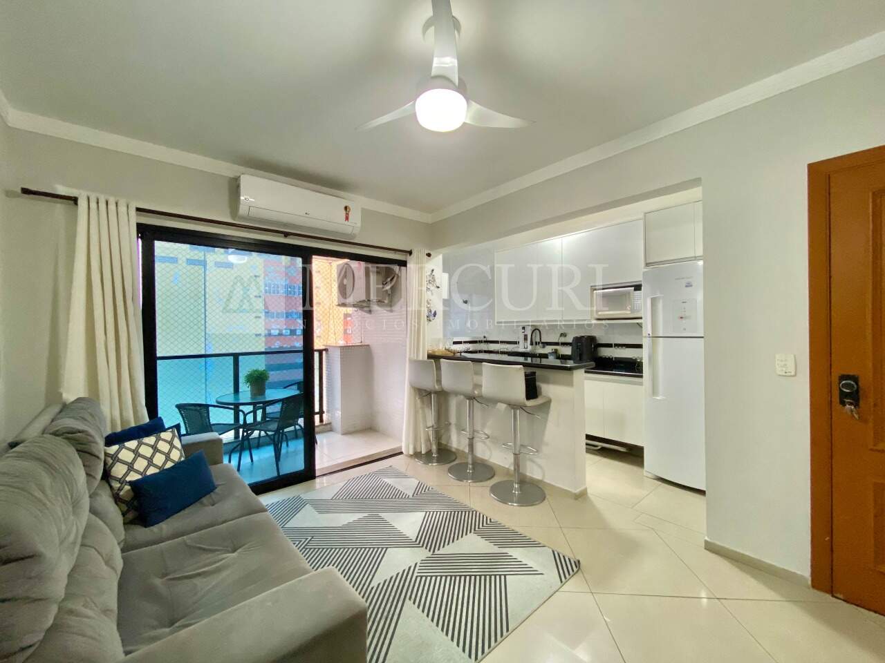 Apartamento à venda no Pitangueiras: 