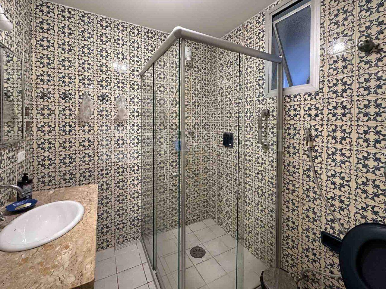 Apartamento à venda no Pitangueiras: 