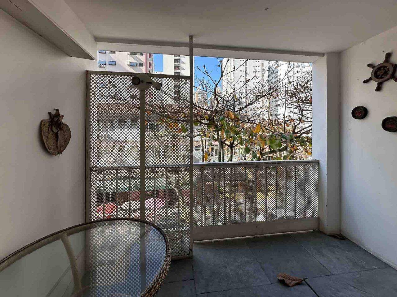 Apartamento à venda no Pitangueiras: 
