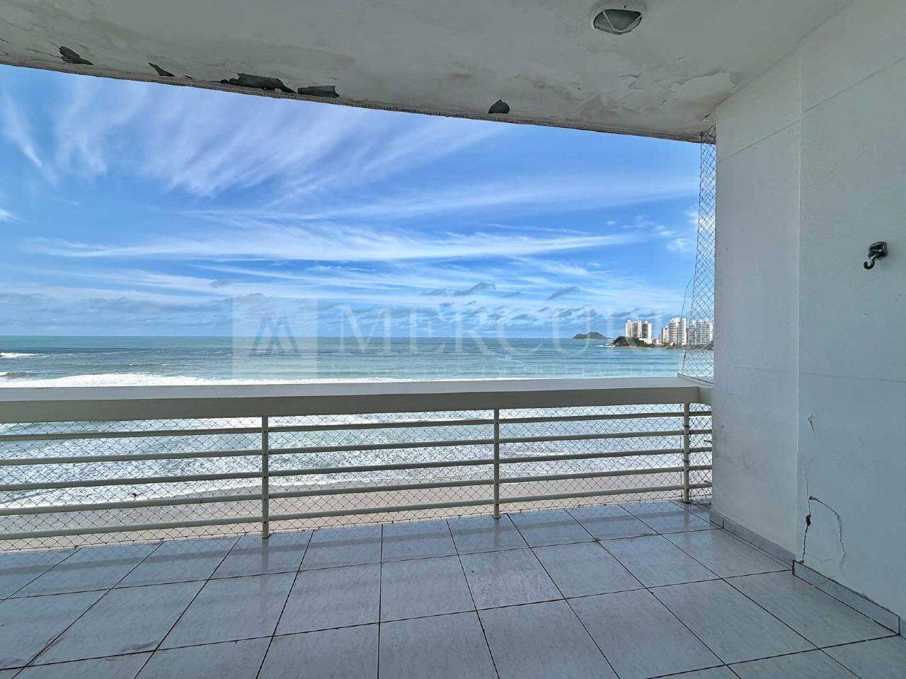 Apartamento à venda no Pitangueiras: 