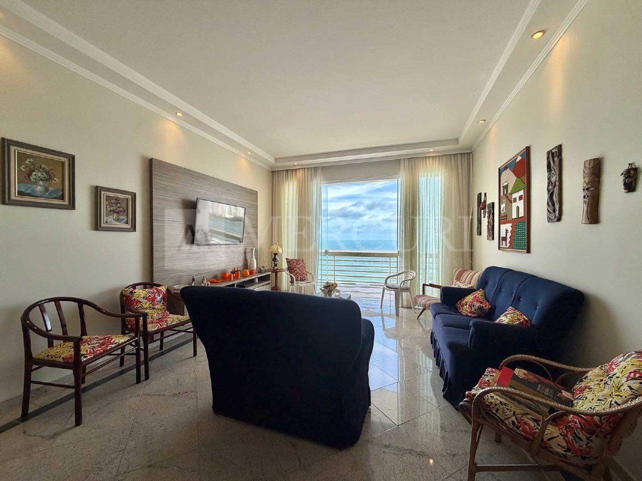 Apartamento à venda no Pitangueiras: 