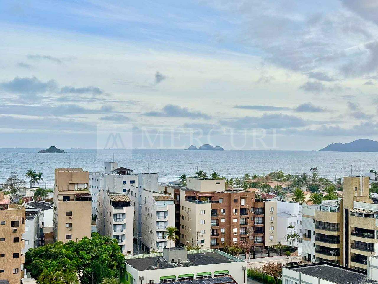 Apartamento à venda no Enseada: 