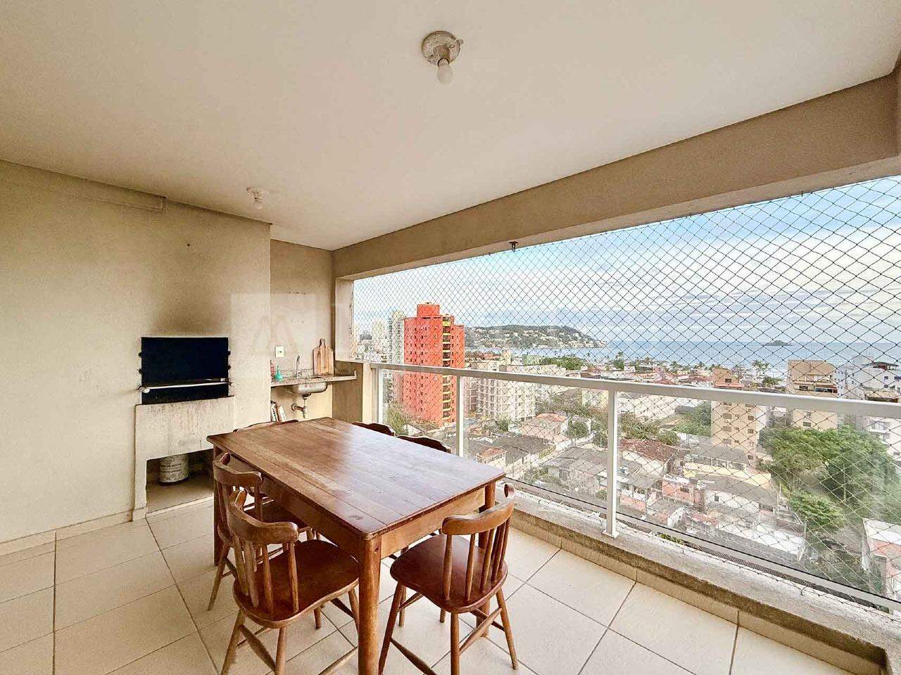 Apartamento à venda no Enseada: 