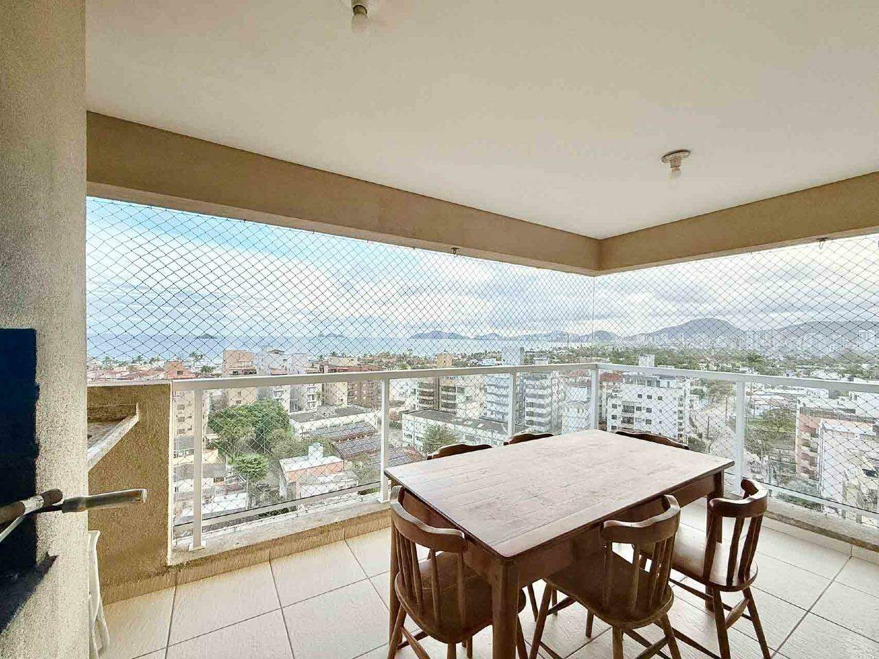 Apartamento à venda no Enseada: 