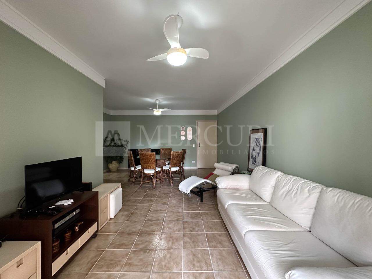 Apartamento à venda no Pitangueiras: 