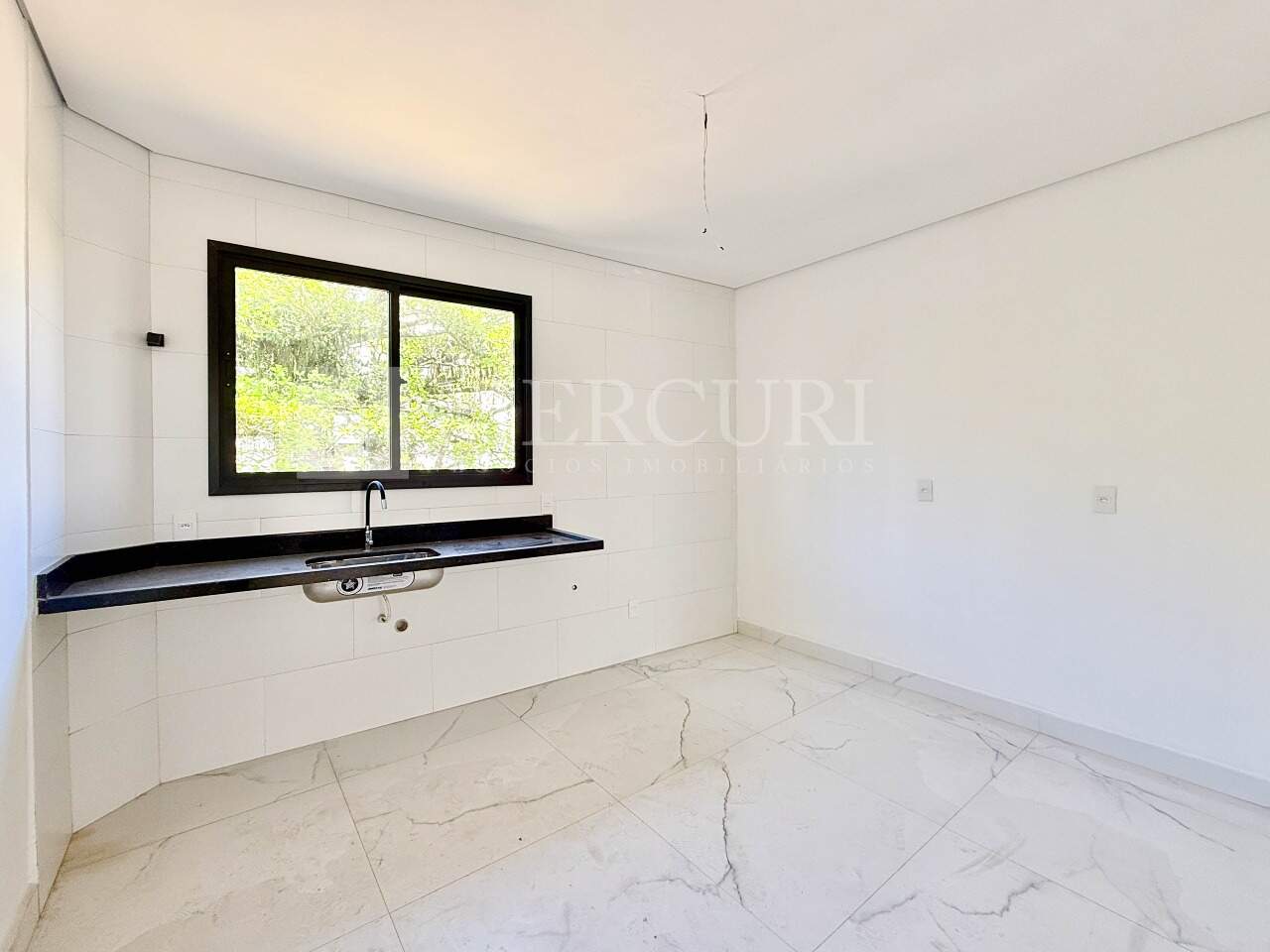 Casa à venda no Enseada: 