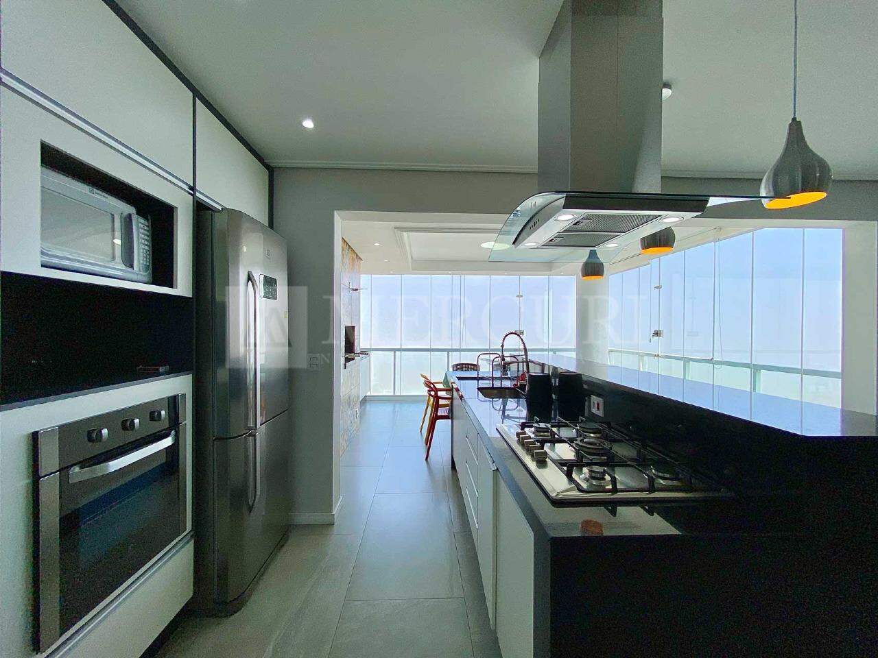 Apartamento à venda no Enseada: 