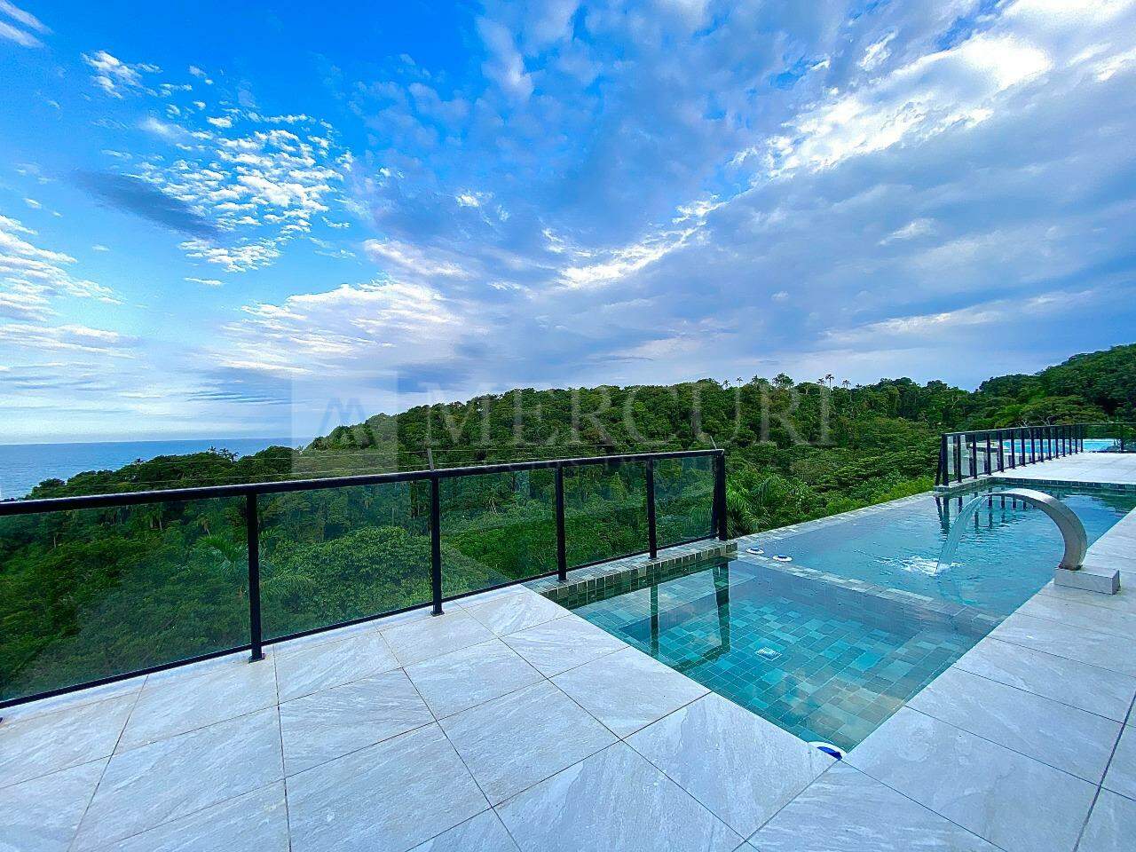 Casa à venda no Enseada: 