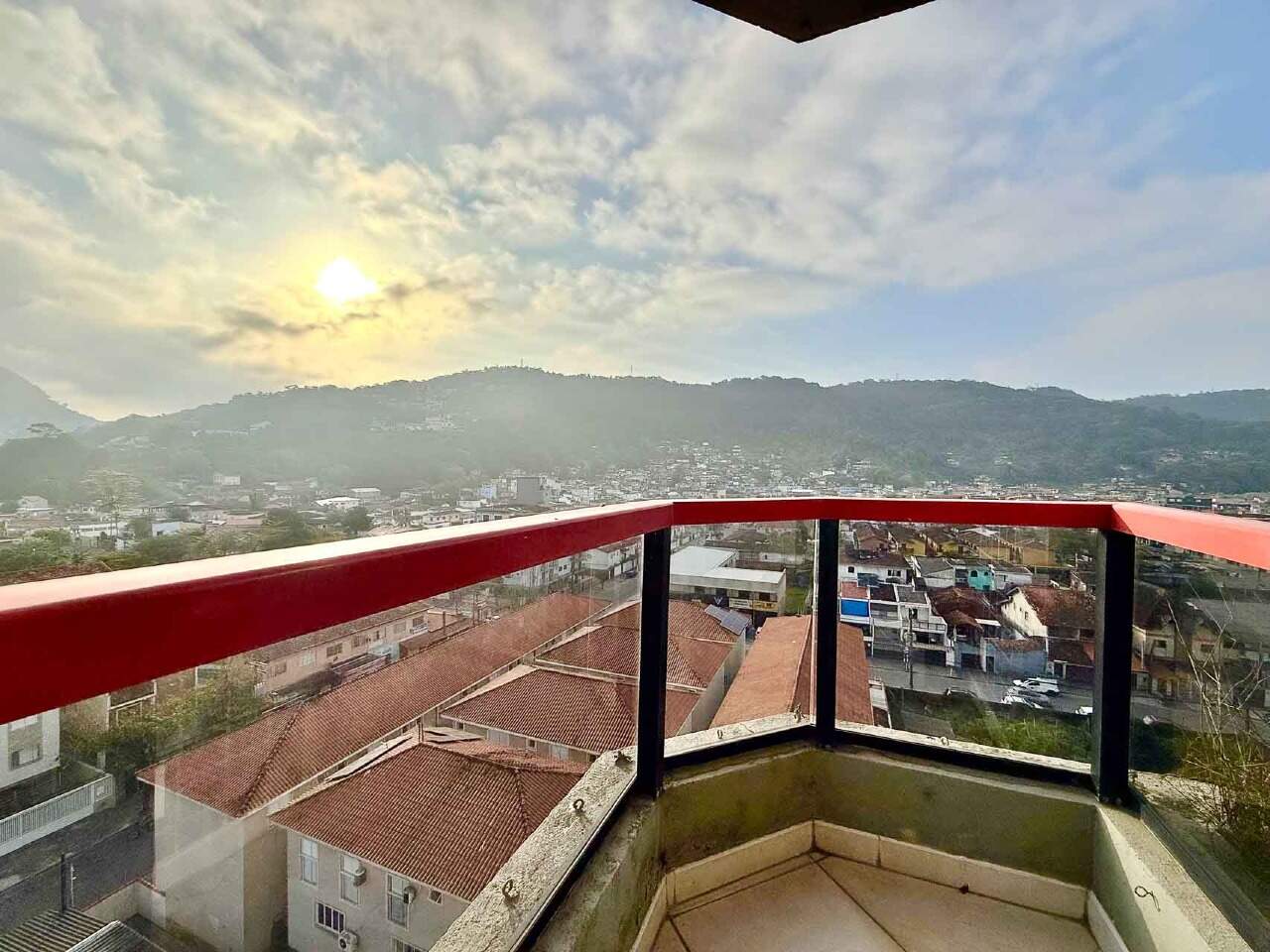 Apartamento à venda no Enseada: 