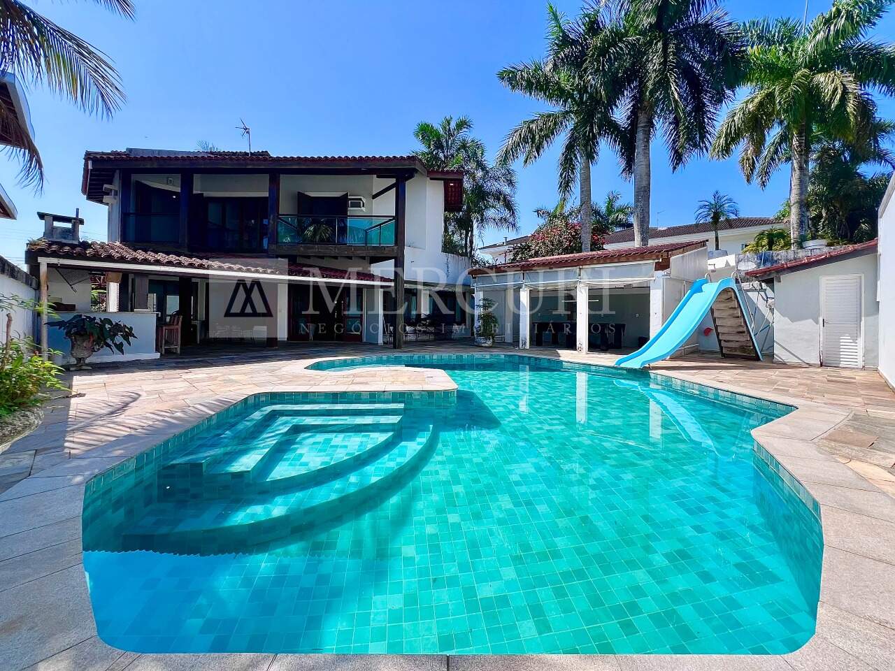 Casa à venda no Balneario Praia de Pernambuco: 