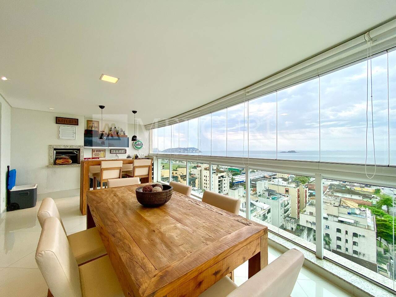 Apartamento à venda no Enseada: 