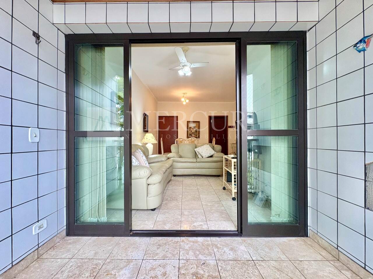 Apartamento à venda no Enseada: 